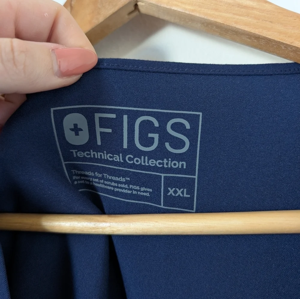 Figs Navy Blue Casma Short Sleeve Top + Yola Skinny Slim Bottoms Scrubs Set